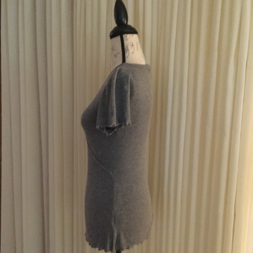 Grey Top - Picture 2 of 3